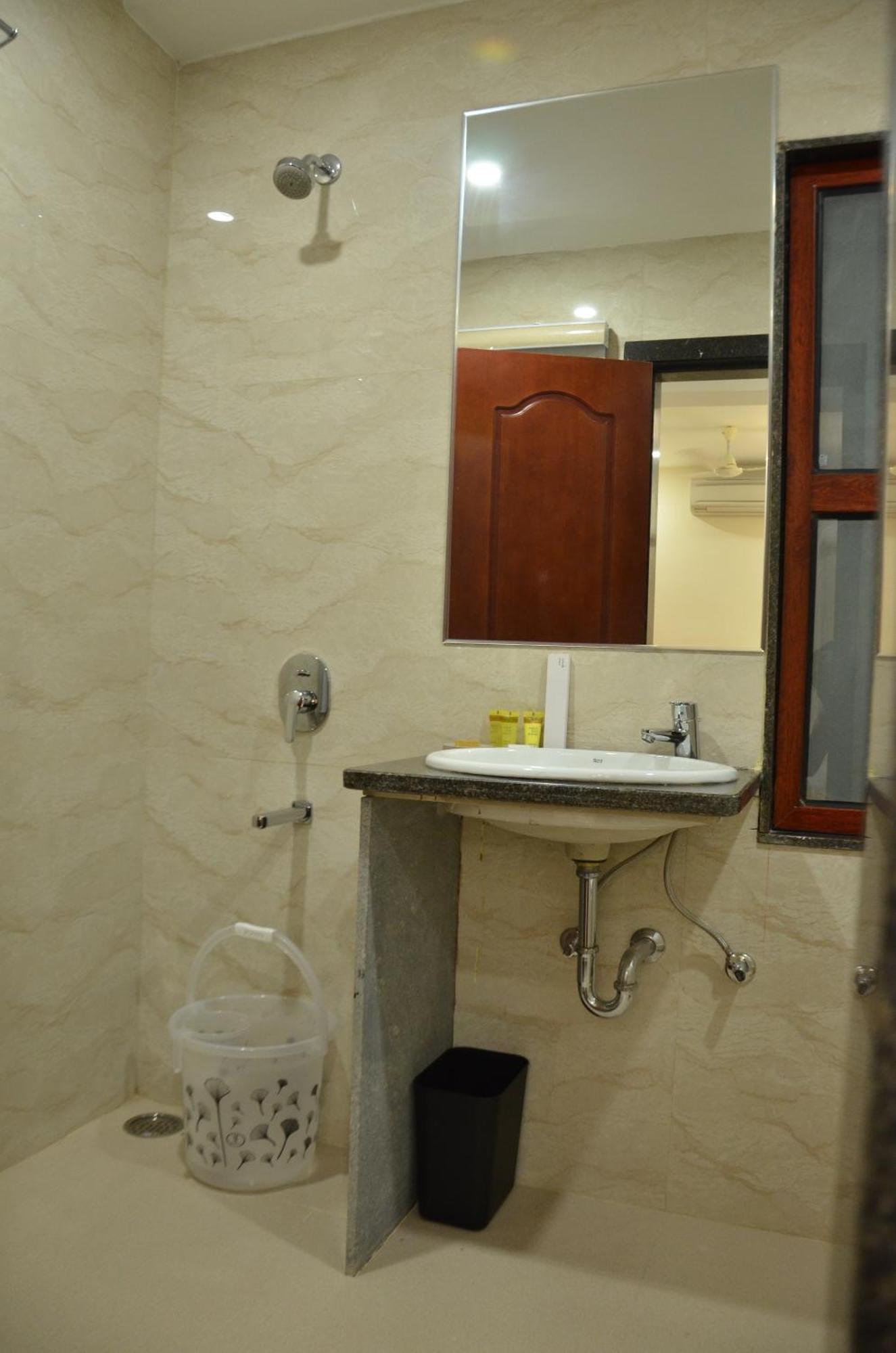 The Ved Mantra Hotel Gwalior Luaran gambar
