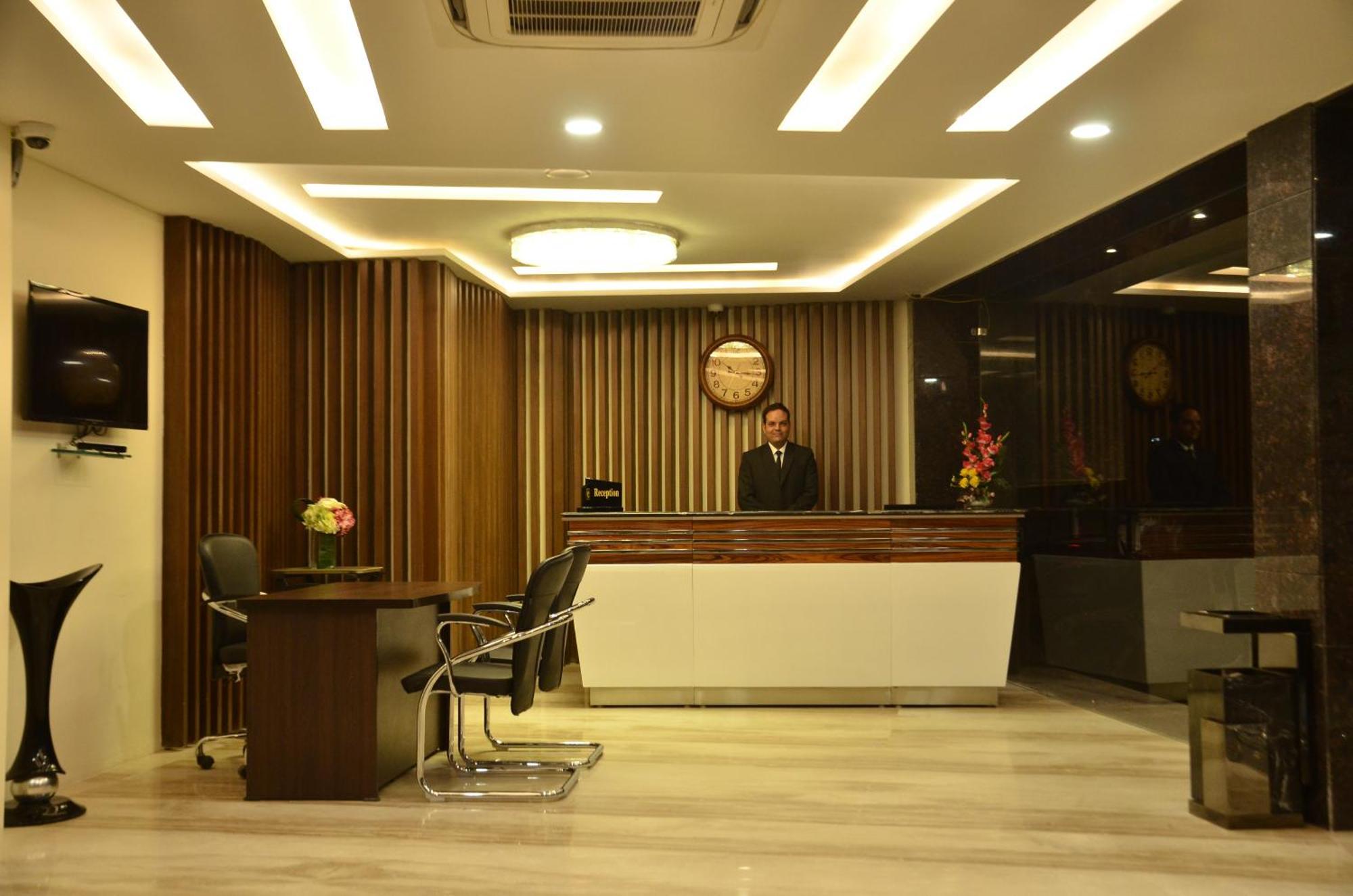 The Ved Mantra Hotel Gwalior Luaran gambar